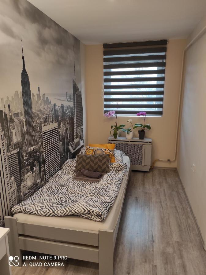 Baross Apartman Kaposvár Extérieur photo