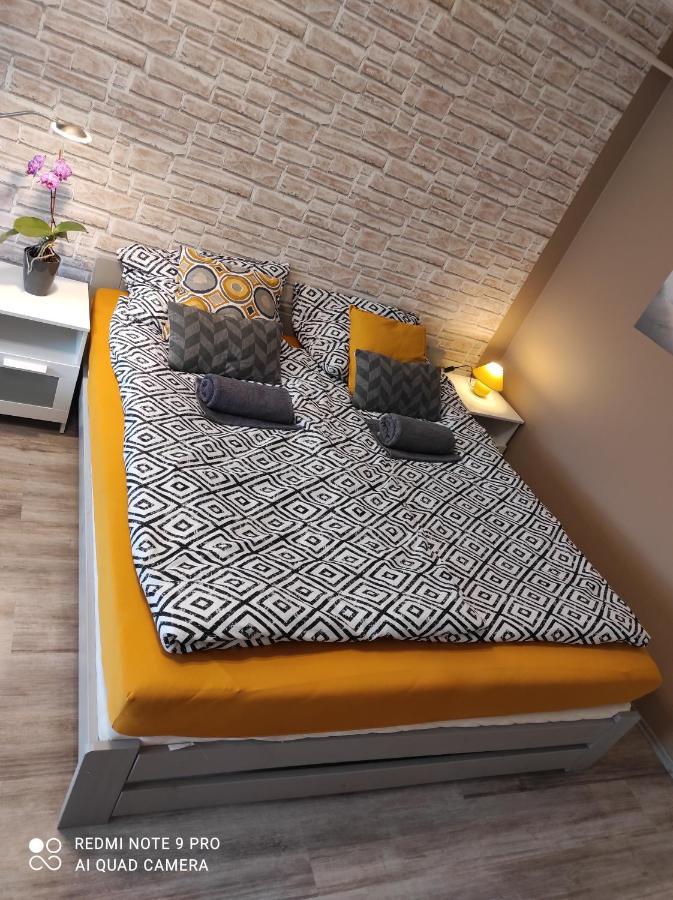Baross Apartman Kaposvár Extérieur photo